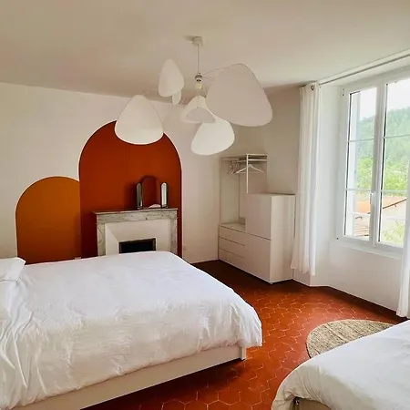 7 Pers-terrasse-vue Parc * Рьез