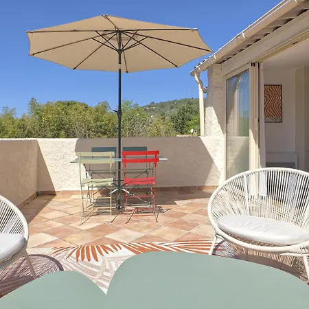 7 Pers-terrasse-vue Parc Рьез