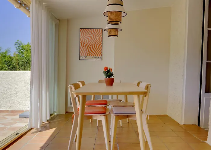 Apartment 7 Pers-terrasse-vue Parc Riez