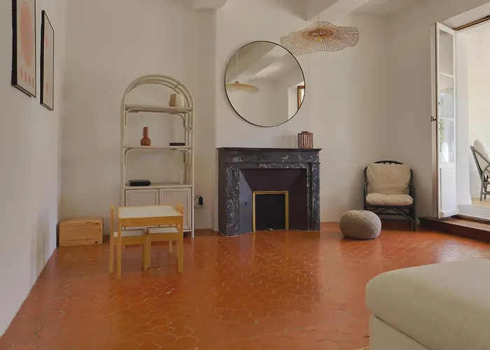 7 Pers-terrasse-vue Parc Apartment Riez